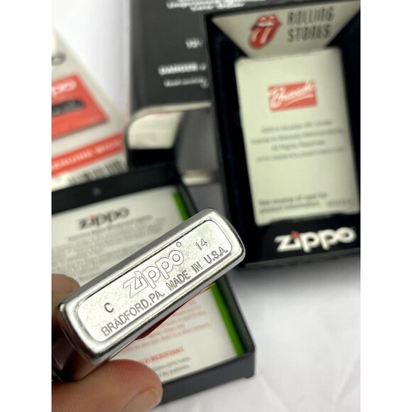 Zippo Lighter pack The Rolling Stones group photo zippo Genuine 1 wick 6 flints - Picture 3 of 5
